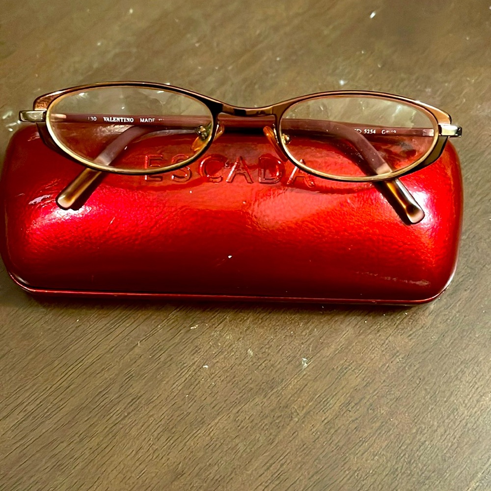 Valentino optical glasses